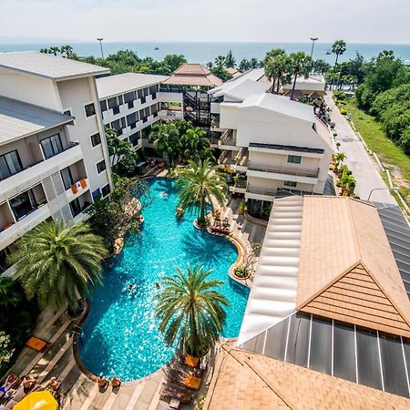 Sea Breeze Jomtien Resort Патая Екстериор снимка