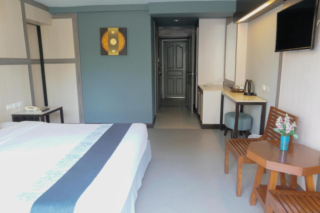 Sea Breeze Jomtien Resort Патая Екстериор снимка