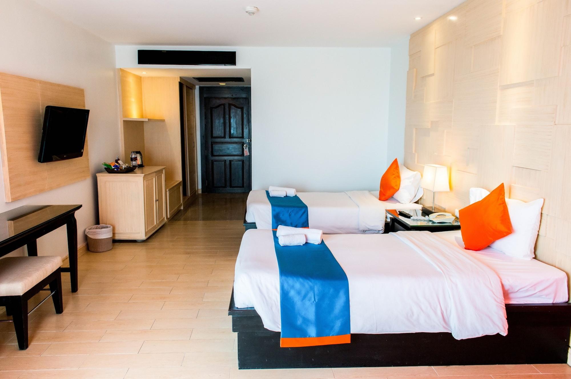 Sea Breeze Jomtien Resort Патая Екстериор снимка