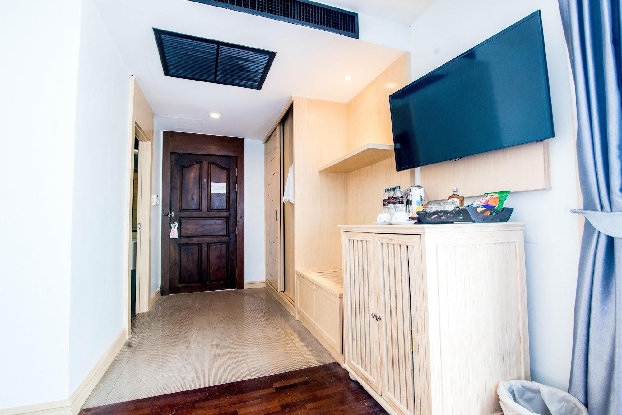 Sea Breeze Jomtien Resort Патая Екстериор снимка