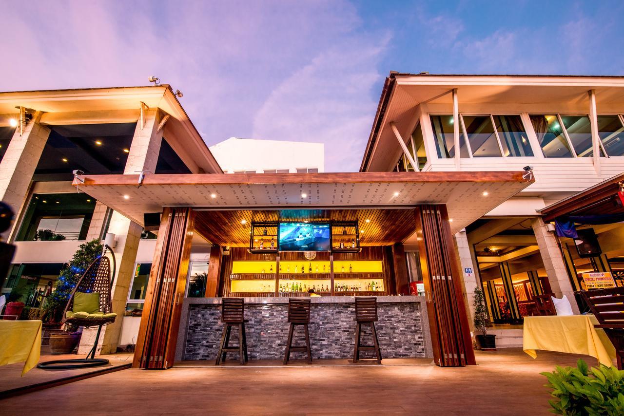 Sea Breeze Jomtien Resort Патая Екстериор снимка
