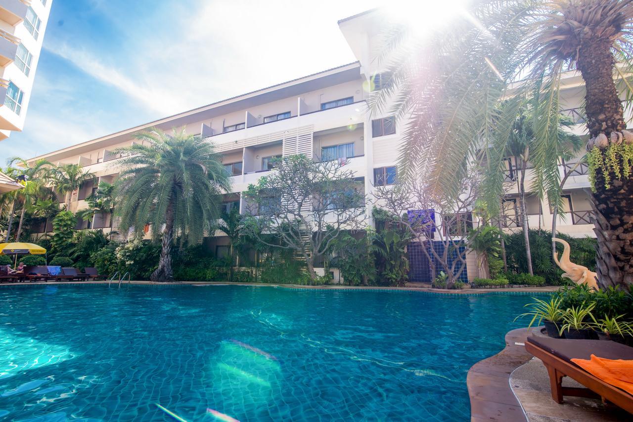 Sea Breeze Jomtien Resort Патая Екстериор снимка